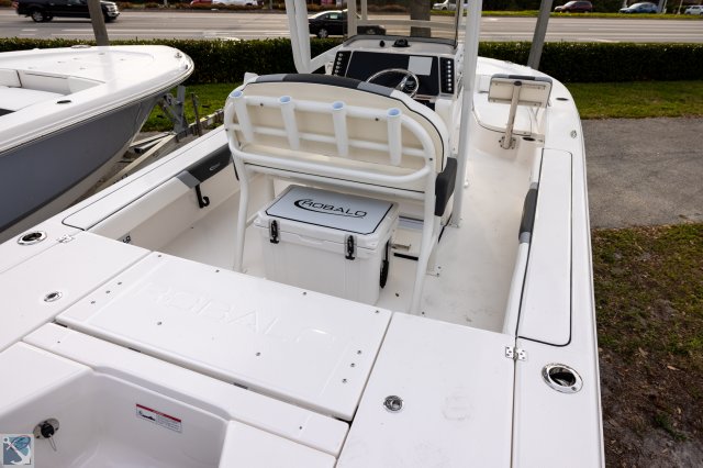 New 2024  powered Robalo Boat for sale